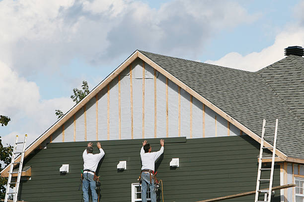 Professional Siding Replacement technician working in Mount Perry, OH
